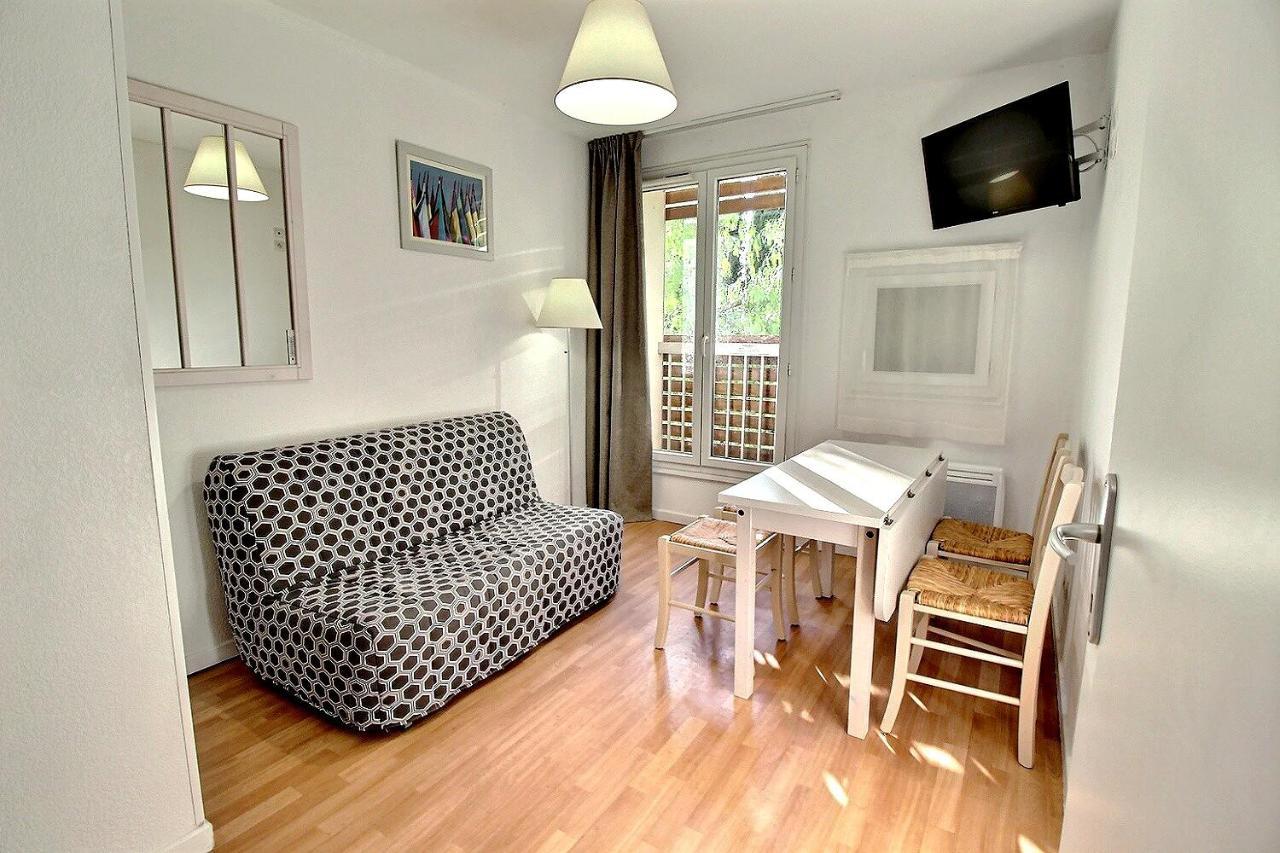 Joli T2 Proche Plage Dans Residence La Londe-les-Maures Exterior foto